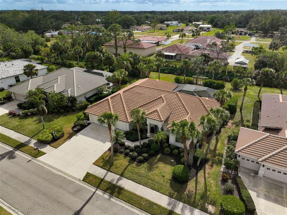 For Sale: $995,000 (4 beds, 2 baths, 2606 Square Feet)