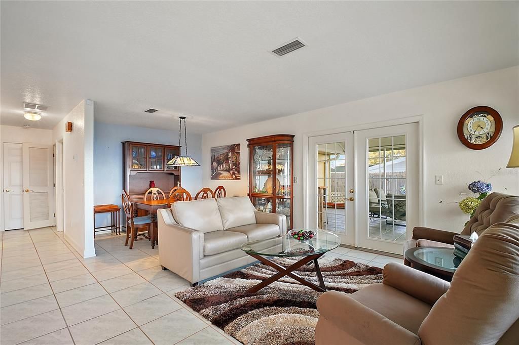 Formal Living Area / Dining Room