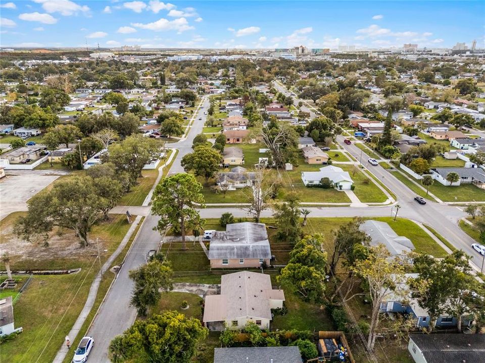 For Sale: $290,000 (3 beds, 2 baths, 1000 Square Feet)