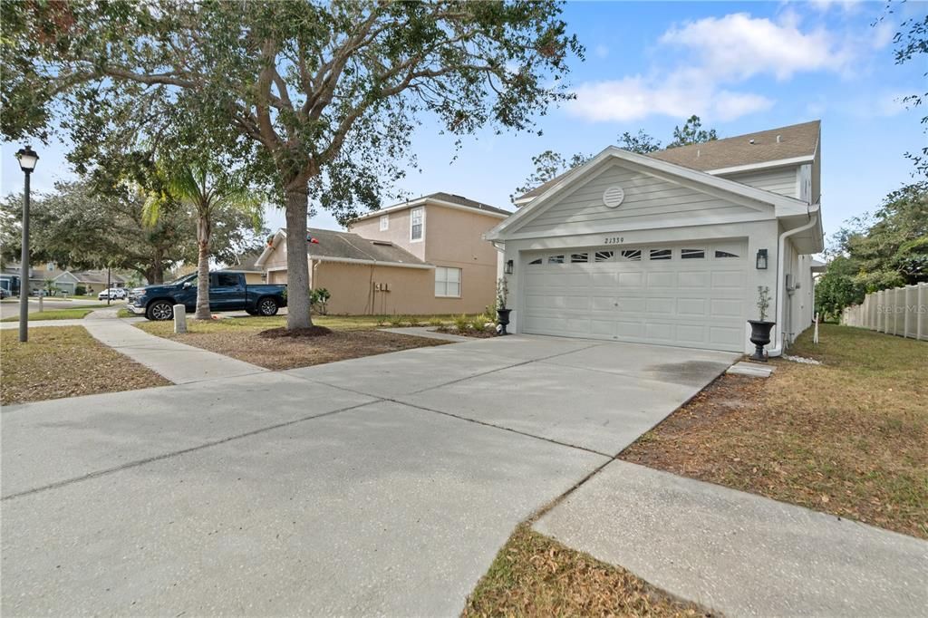 For Sale: $459,000 (4 beds, 2 baths, 1807 Square Feet)