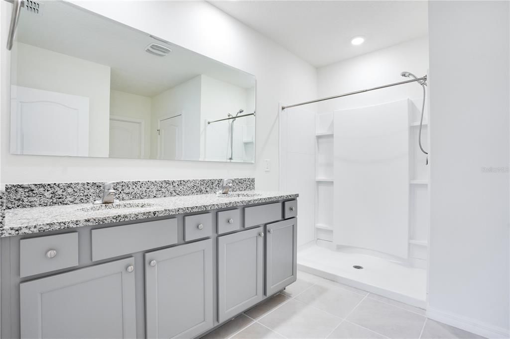 For Sale: $385,000 (4 beds, 2 baths, 1836 Square Feet)