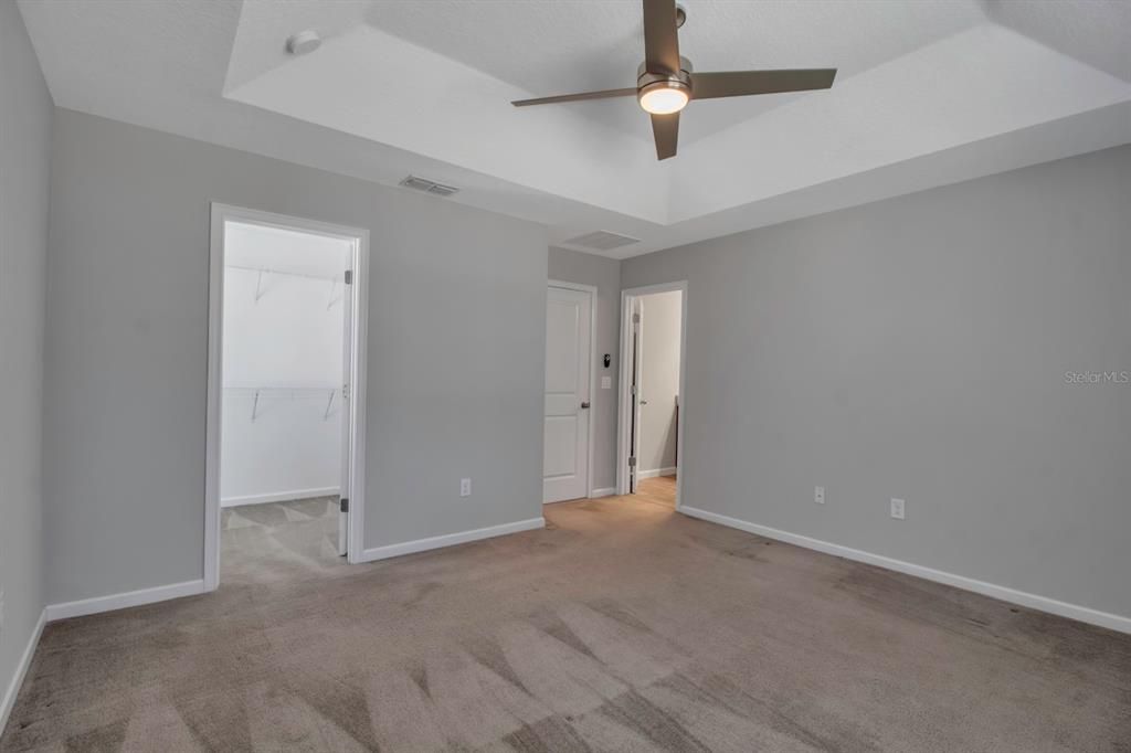 For Sale: $345,000 (3 beds, 2 baths, 1672 Square Feet)