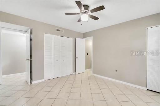 For Sale: $215,000 (2 beds, 2 baths, 1022 Square Feet)