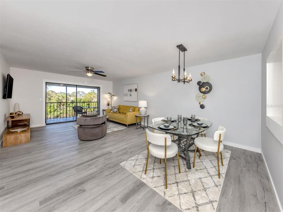 For Sale: $269,000 (2 beds, 2 baths, 1122 Square Feet)