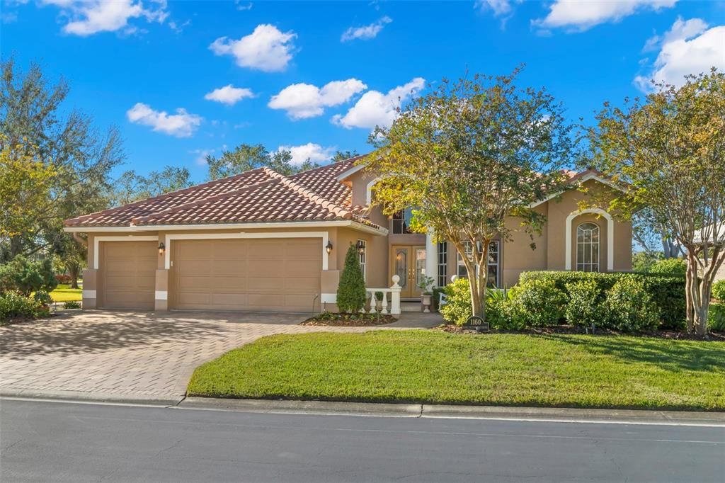 For Sale: $1,300,000 (3 beds, 2 baths, 2402 Square Feet)