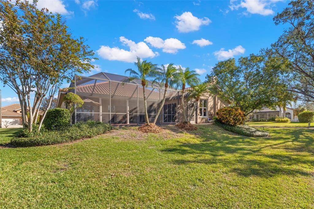 For Sale: $1,300,000 (3 beds, 2 baths, 2402 Square Feet)