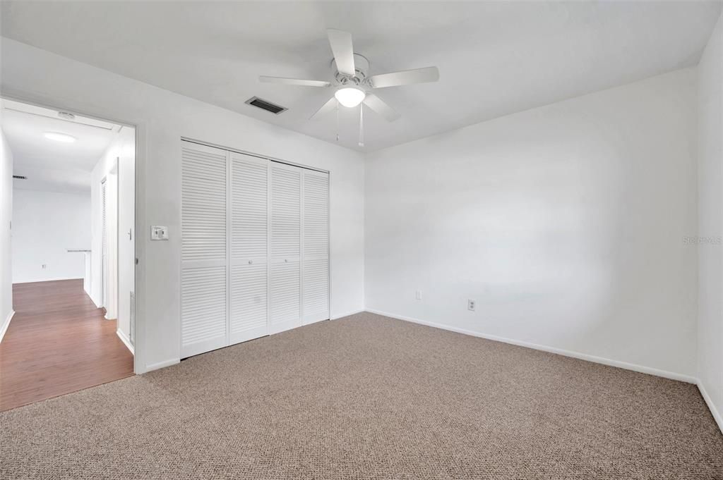 For Sale: $240,000 (2 beds, 2 baths, 1000 Square Feet)