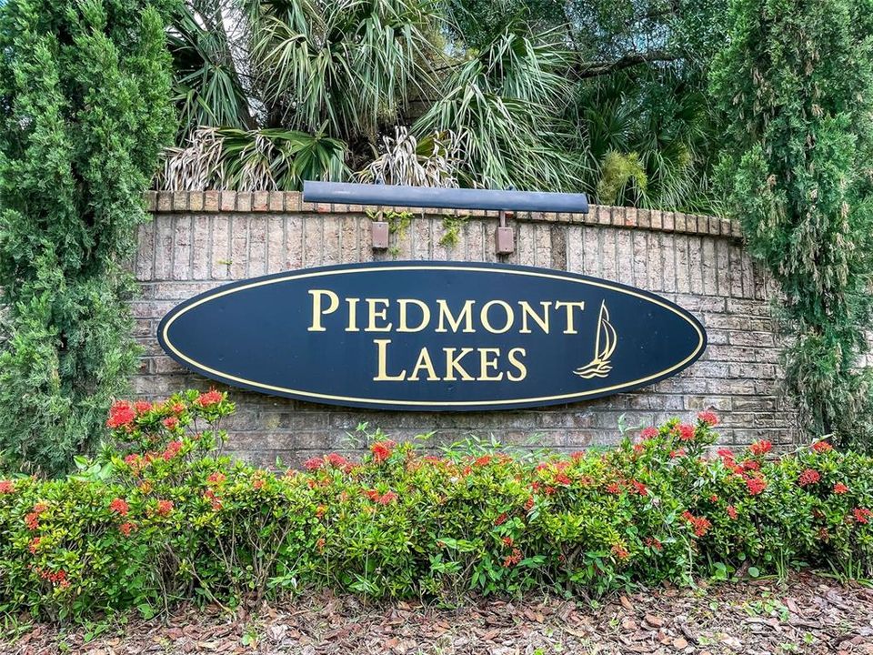 Established Piedmont Lakes Community