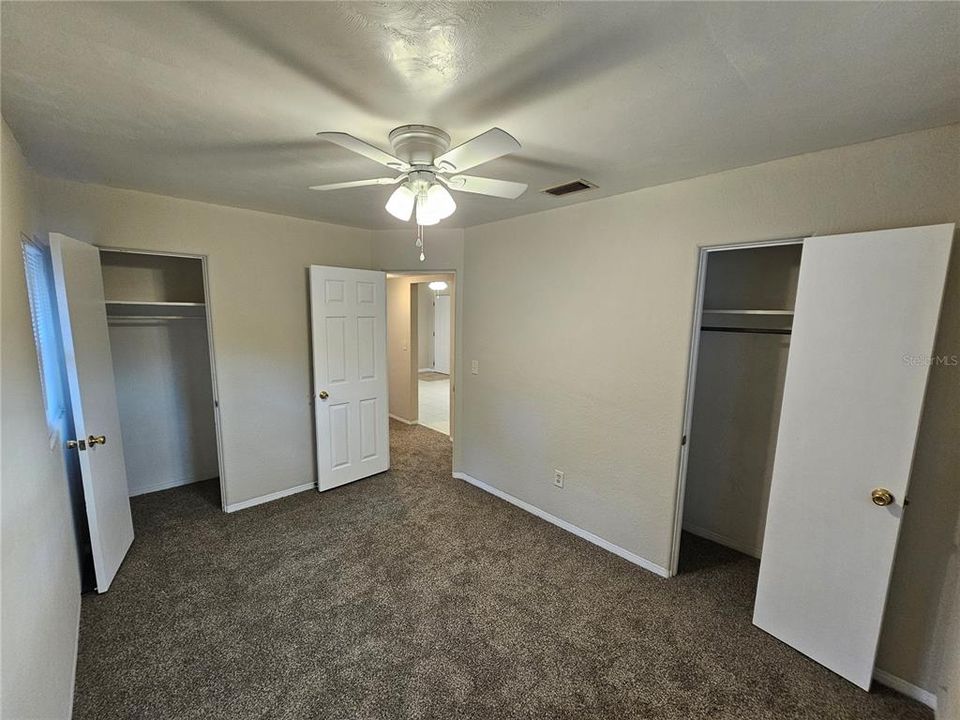 For Sale: $225,000 (3 beds, 1 baths, 856 Square Feet)