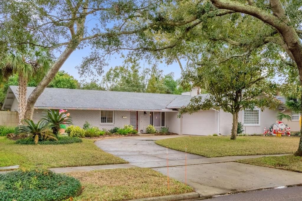 For Sale: $629,000 (3 beds, 2 baths, 1856 Square Feet)