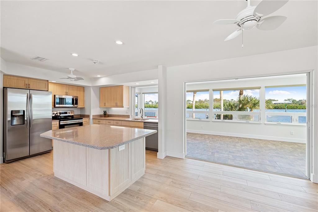 For Sale: $1,290,000 (2 beds, 2 baths, 1965 Square Feet)