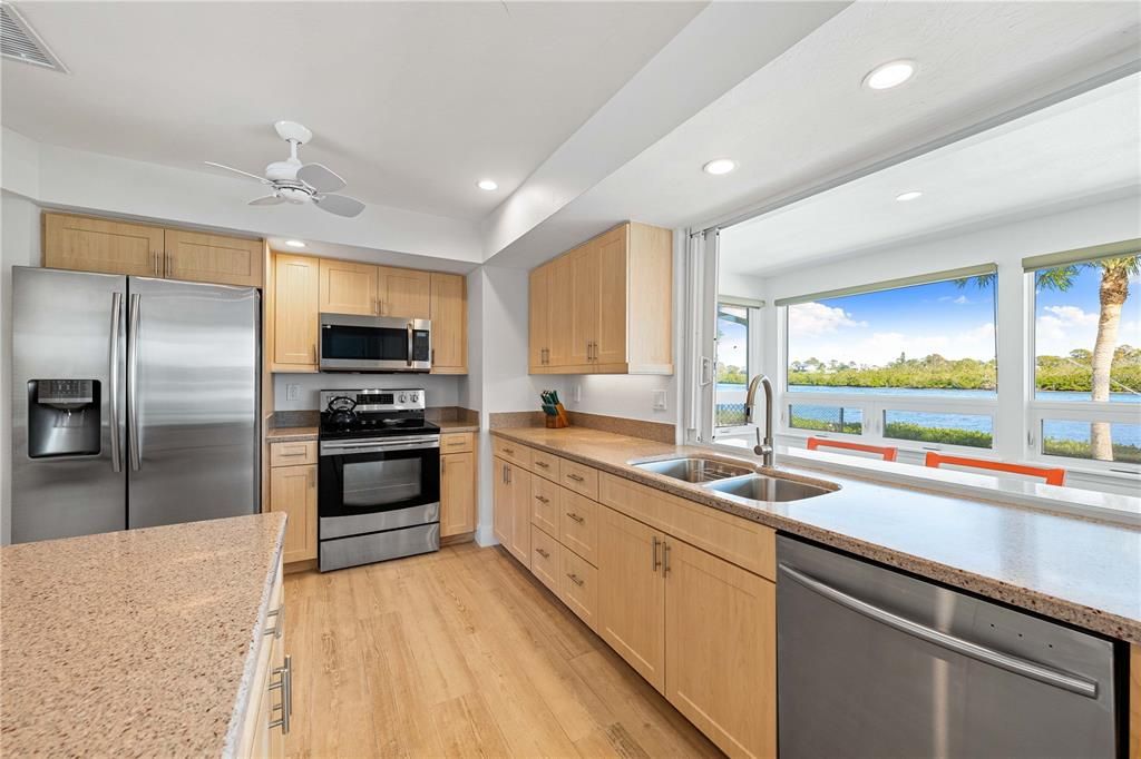 For Sale: $1,290,000 (2 beds, 2 baths, 1965 Square Feet)