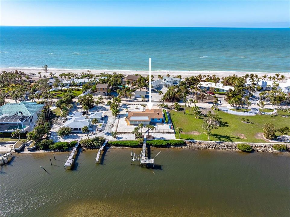 For Sale: $1,290,000 (2 beds, 2 baths, 1965 Square Feet)