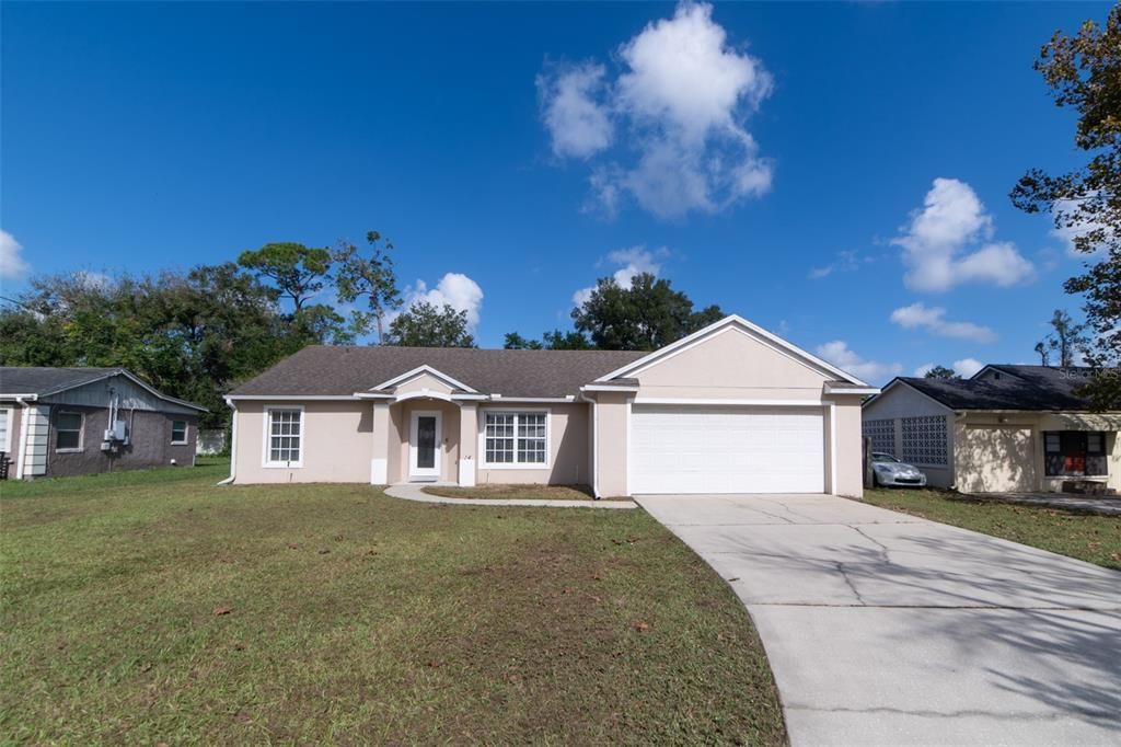 For Sale: $325,000 (3 beds, 2 baths, 1277 Square Feet)