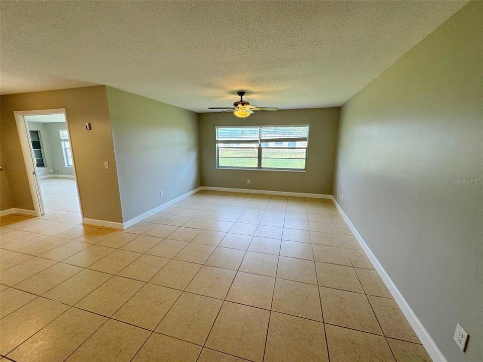 For Sale: $239,900 (3 beds, 2 baths, 1513 Square Feet)