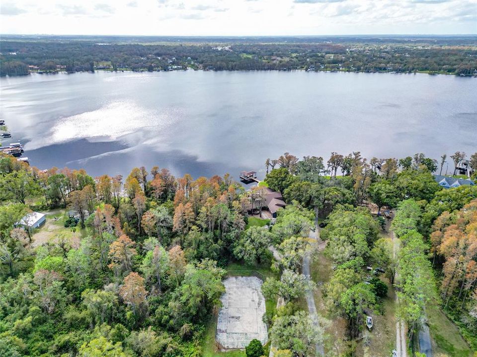 待售: $3,000,000 (5 贝兹, 3 浴室, 4628 平方英尺)