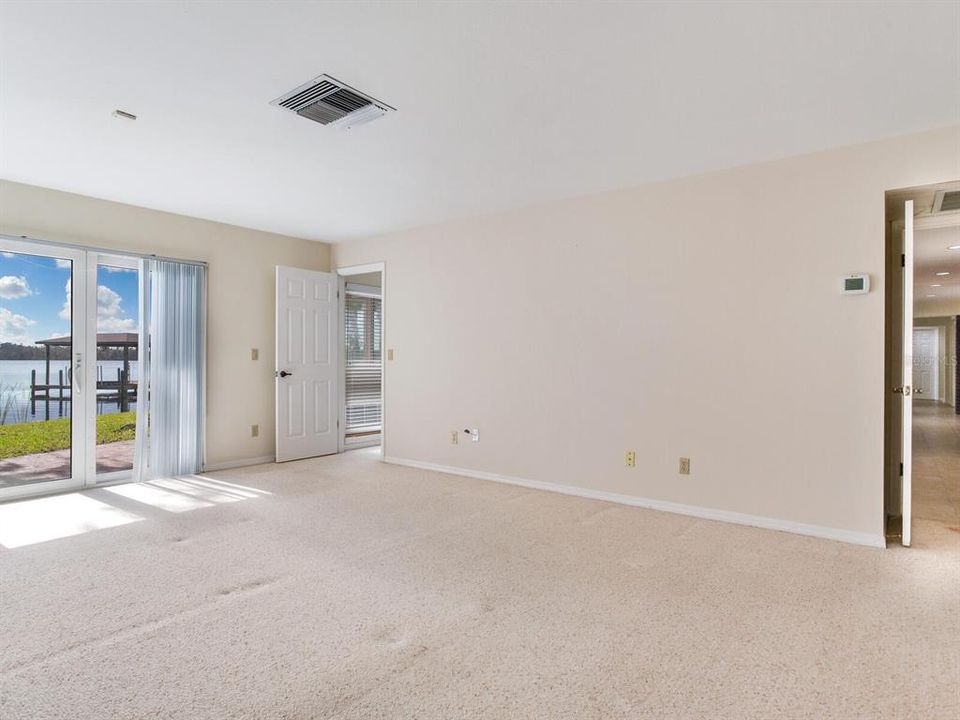 待售: $3,000,000 (5 贝兹, 3 浴室, 4628 平方英尺)