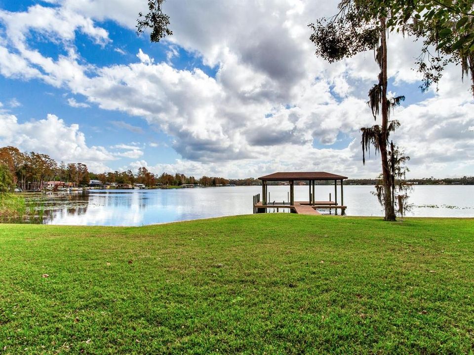 待售: $3,000,000 (5 贝兹, 3 浴室, 4628 平方英尺)