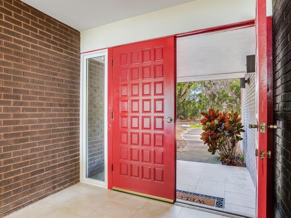 待售: $3,000,000 (5 贝兹, 3 浴室, 4628 平方英尺)