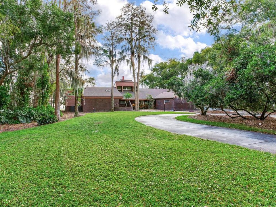 待售: $3,000,000 (5 贝兹, 3 浴室, 4628 平方英尺)