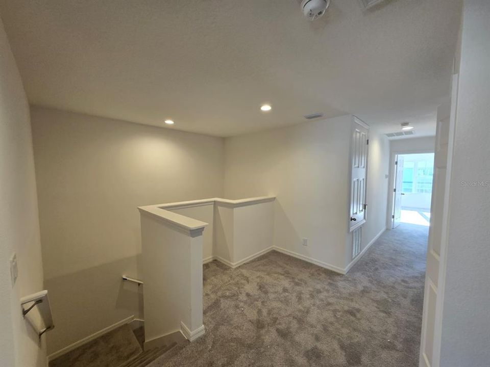 Upstairs+desk space.