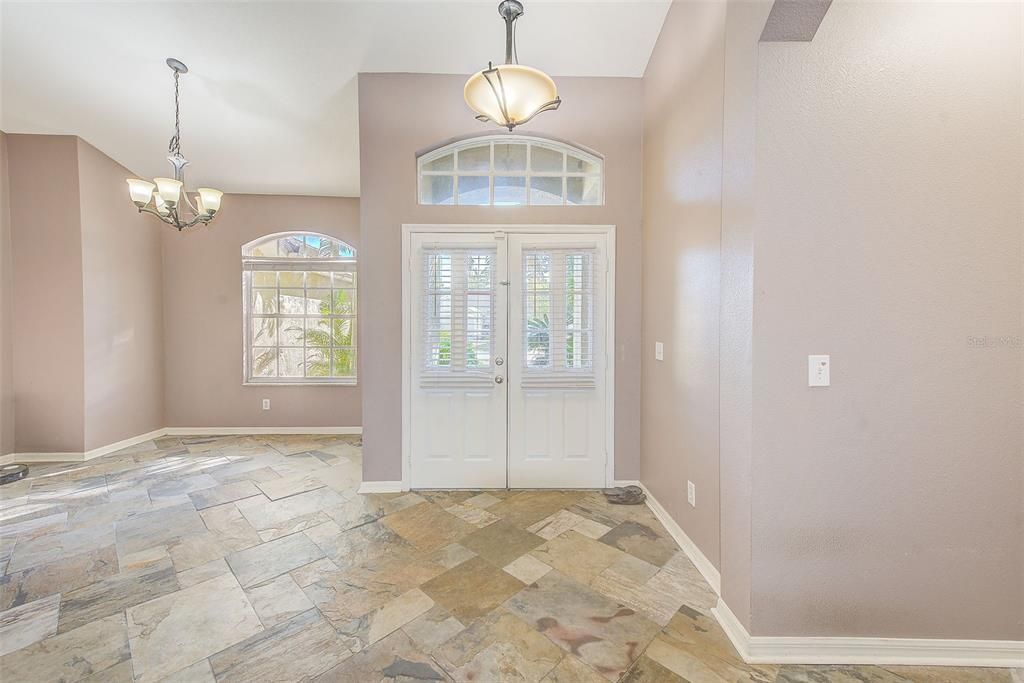 FOYER TO DINING ROOM FROM LIVING ROOM