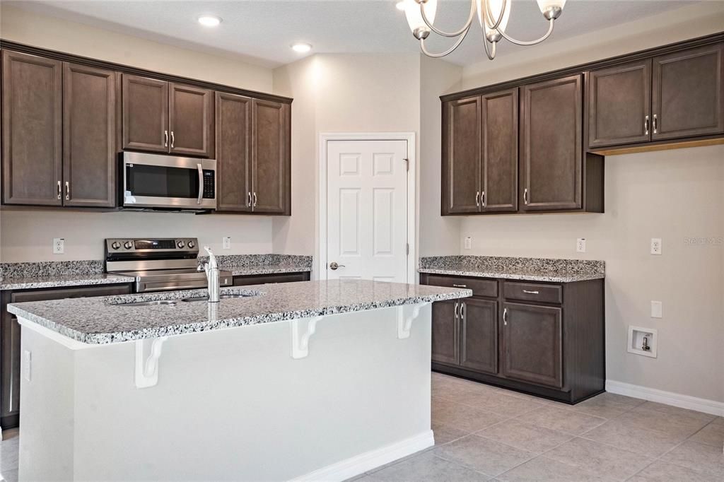 For Sale: $303,880 (3 beds, 2 baths, 1426 Square Feet)