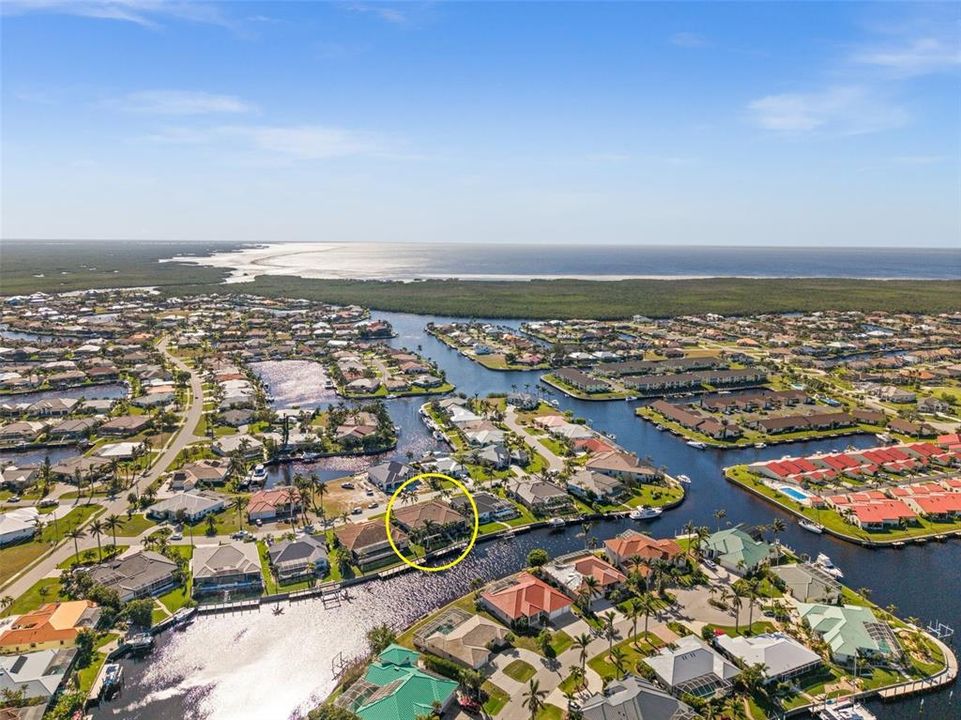 For Sale: $1,350,000 (3 beds, 2 baths, 2866 Square Feet)