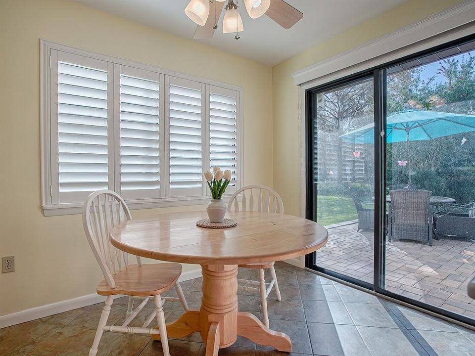 Eat in Kitchen w/glass doors to pavered patio