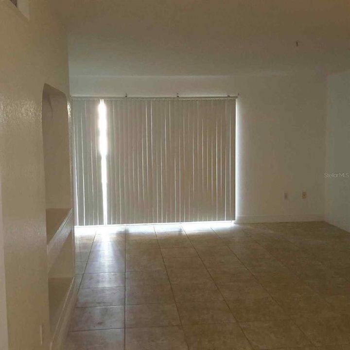 For Rent: $1,800 (2 beds, 2 baths, 1020 Square Feet)