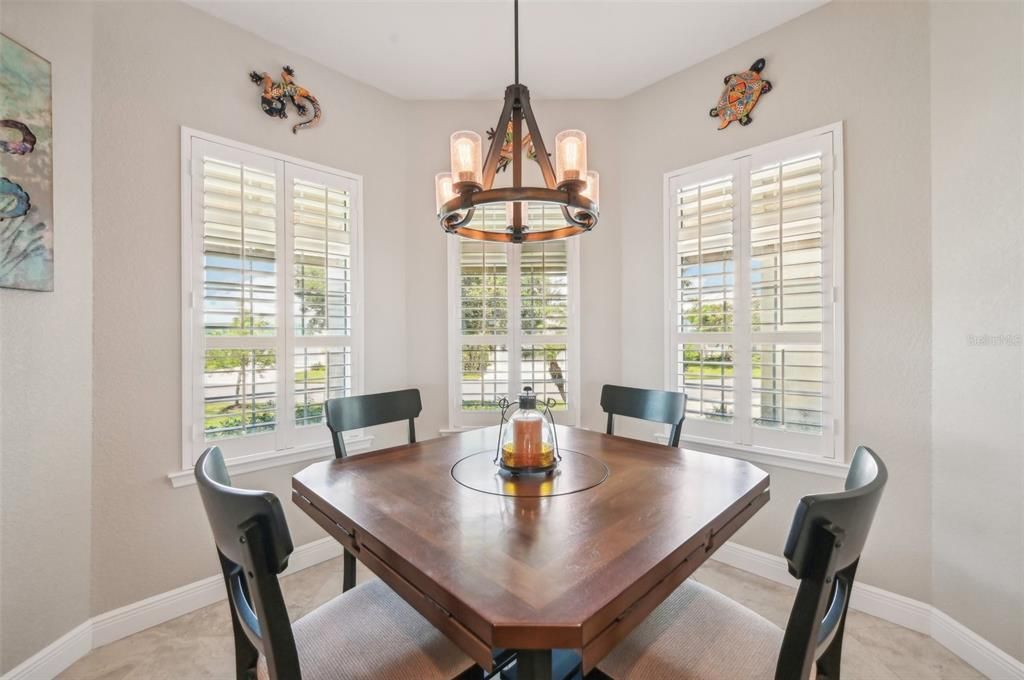 Kitchen dining area