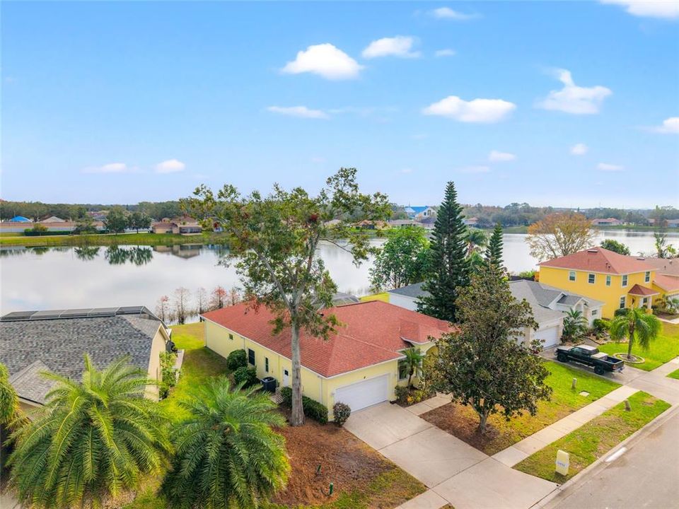 Overhead View Driveway & Entrance