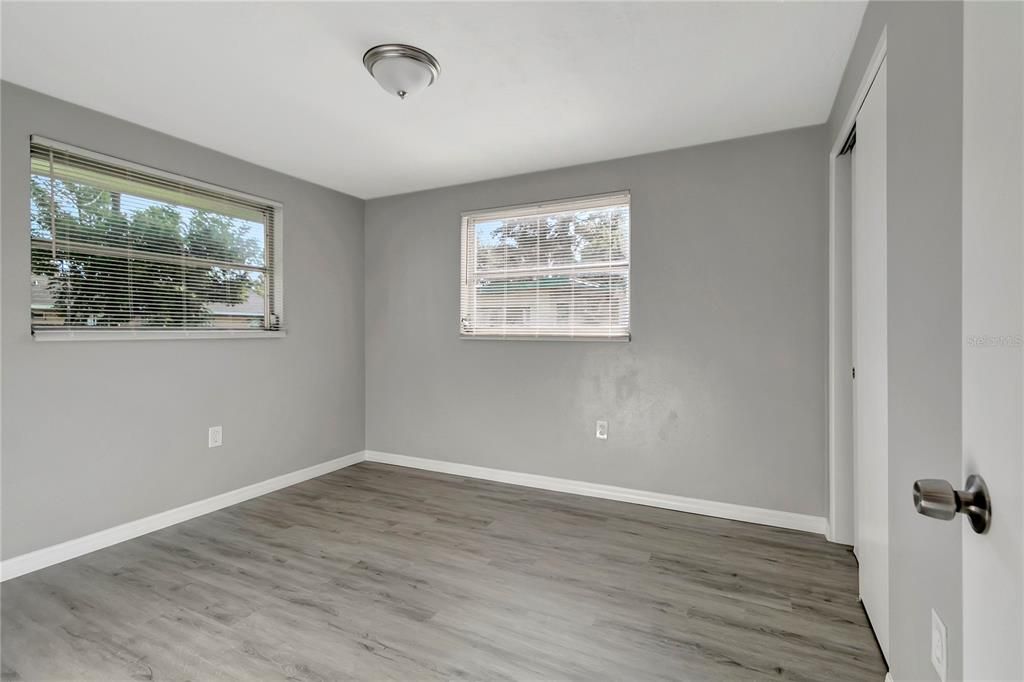 For Sale: $289,500 (3 beds, 2 baths, 1141 Square Feet)