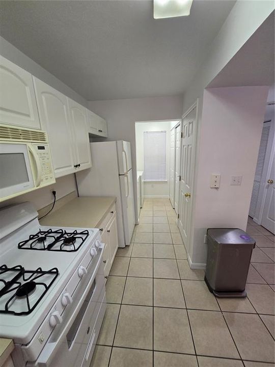 For Rent: $1,750 (3 beds, 2 baths, 1462 Square Feet)