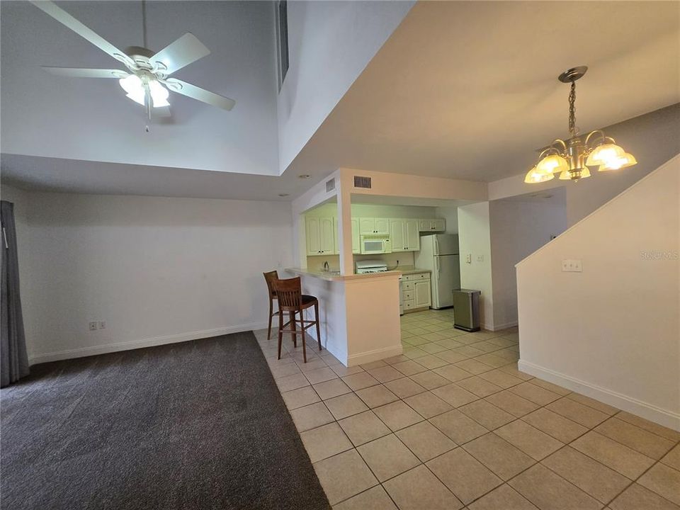 For Rent: $1,750 (3 beds, 2 baths, 1462 Square Feet)