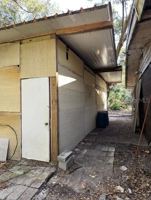 待售: $1,000,000 (6 贝兹, 4 浴室, 2600 平方英尺)