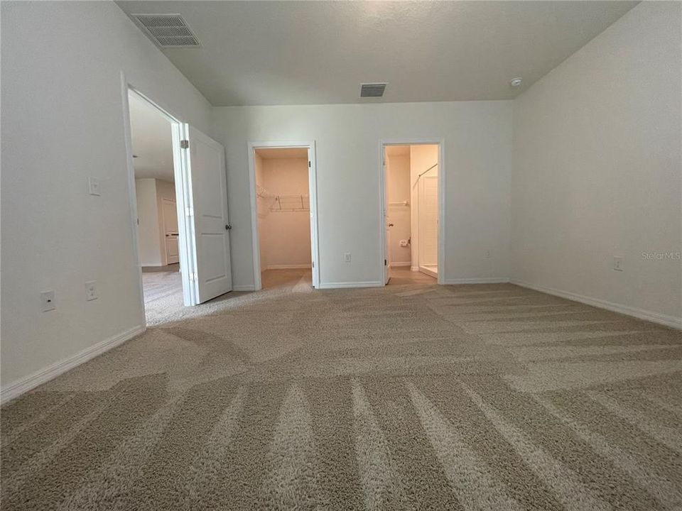 For Rent: $2,500 (3 beds, 2 baths, 1504 Square Feet)