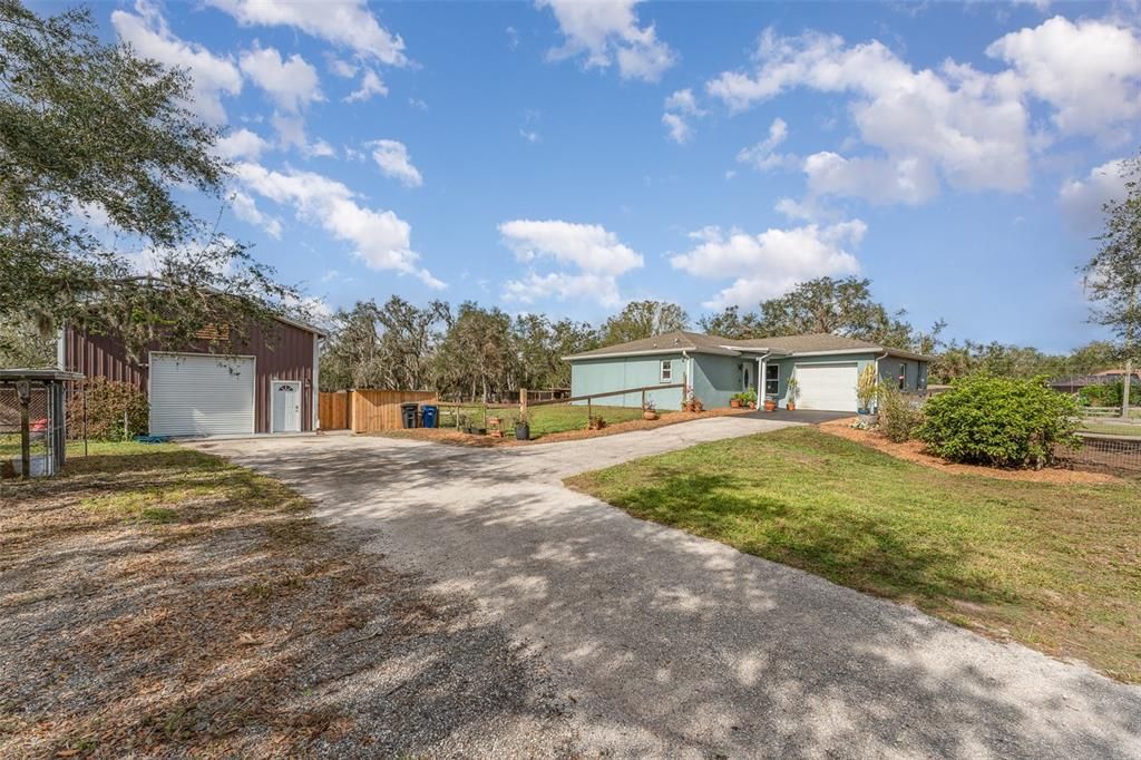 Vendido Recientemente: $600,000 (3 camas, 2 baños, 1212 Pies cuadrados)