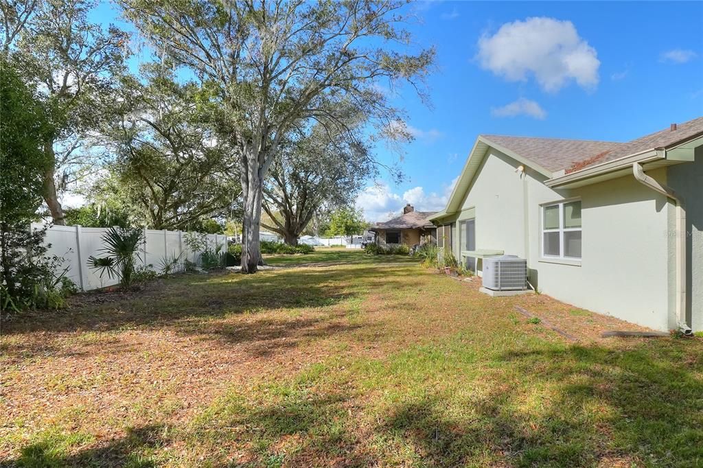 For Sale: $319,000 (3 beds, 2 baths, 1788 Square Feet)