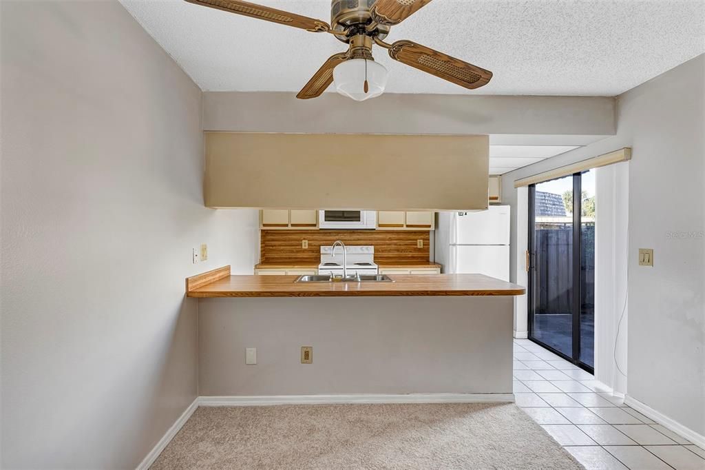 For Sale: $175,000 (2 beds, 2 baths, 1288 Square Feet)