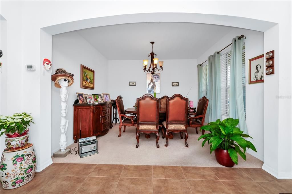 For Sale: $649,000 (4 beds, 3 baths, 2907 Square Feet)