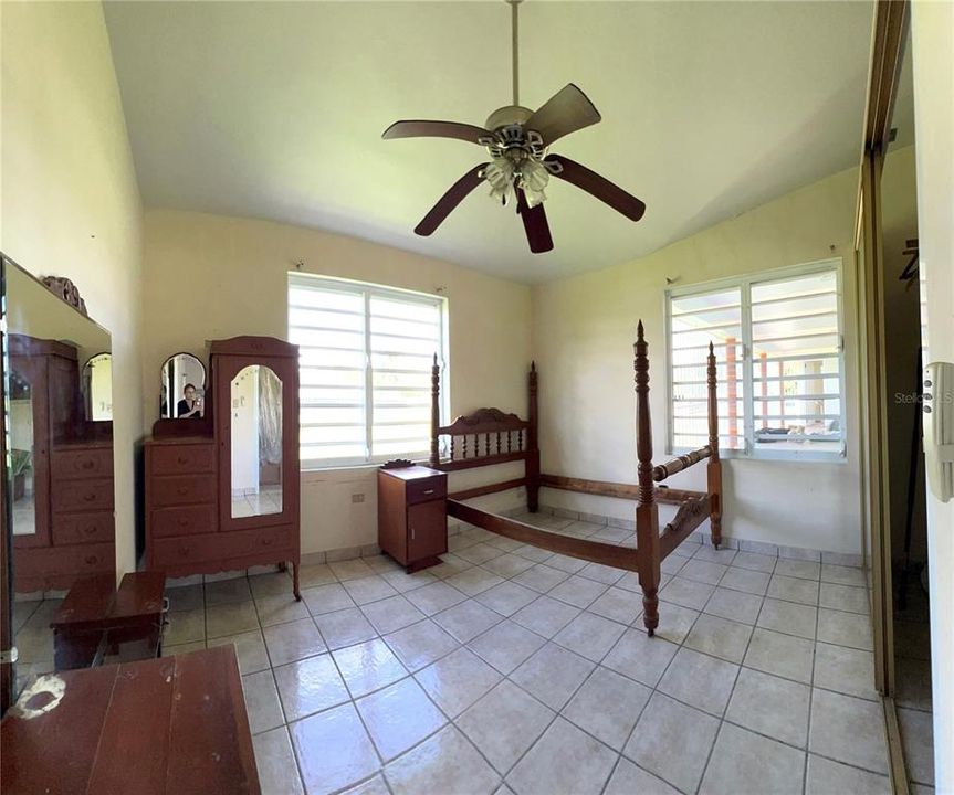 For Sale: $365,000 (4 beds, 2 baths, 2994 Square Feet)