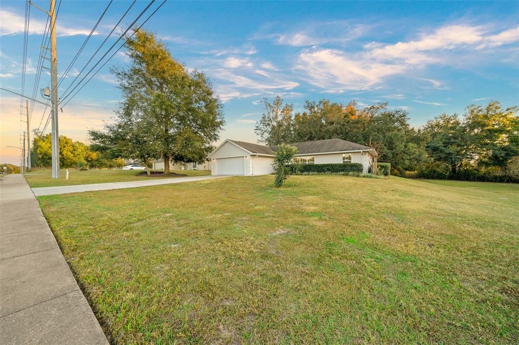 For Sale: $270,000 (3 beds, 2 baths, 1316 Square Feet)