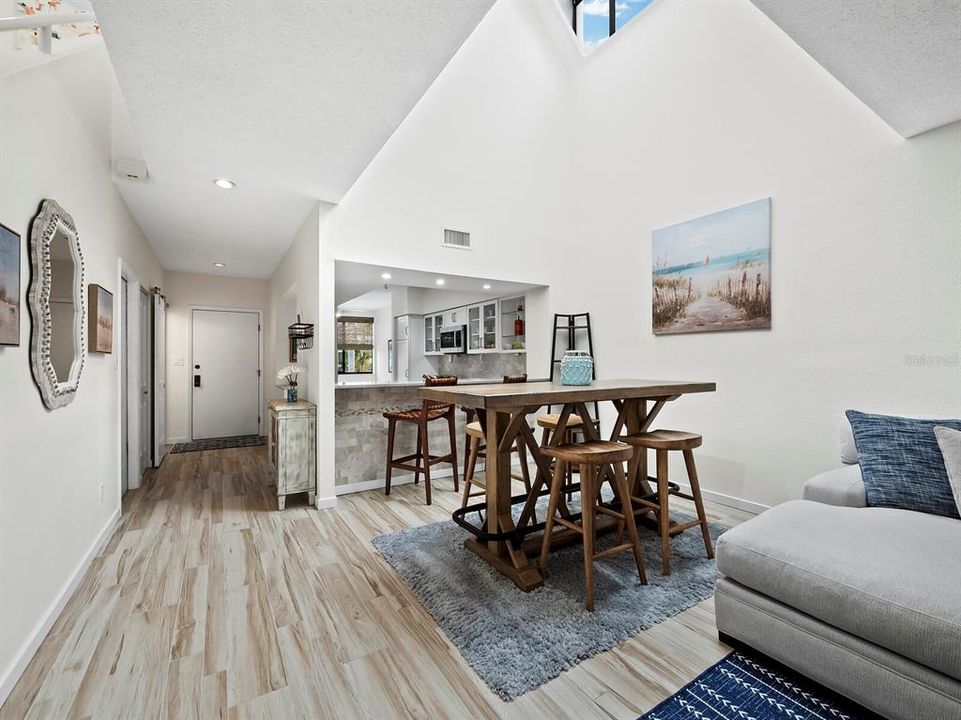 For Sale: $875,000 (2 beds, 2 baths, 2001 Square Feet)