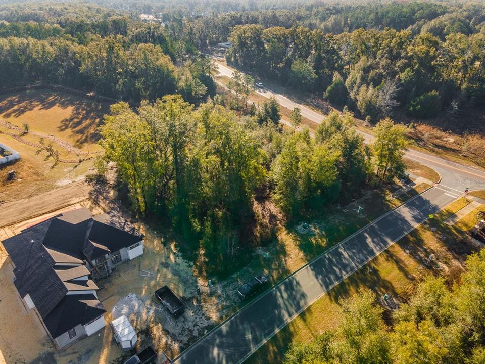 待售: $195,000 (0.43 acres)