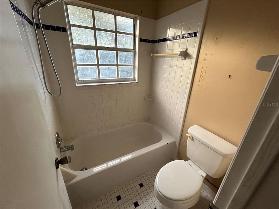 For Rent: $1,625 (2 beds, 2 baths, 1186 Square Feet)