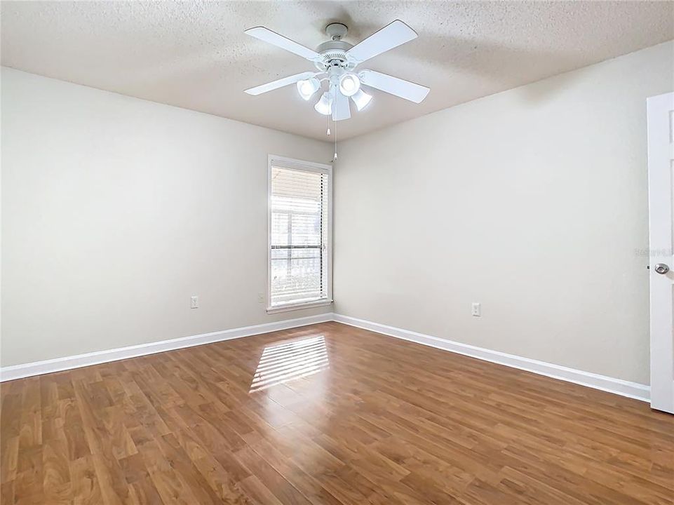 For Sale: $255,000 (2 beds, 2 baths, 1146 Square Feet)