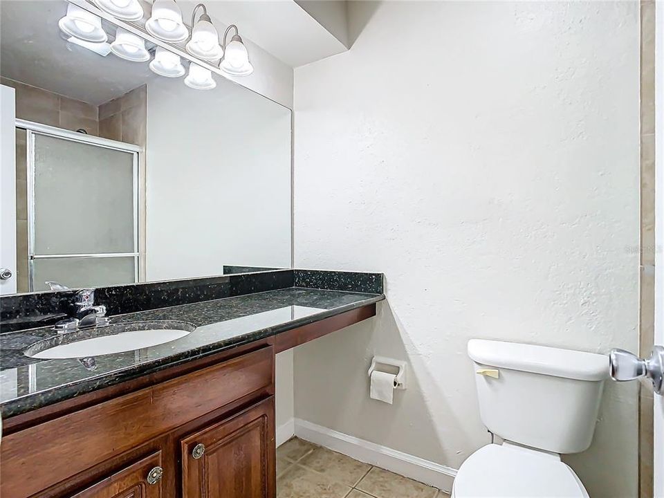 For Sale: $255,000 (2 beds, 2 baths, 1146 Square Feet)