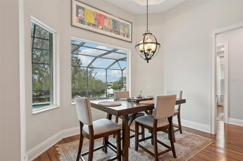 Kitchen Dining Area