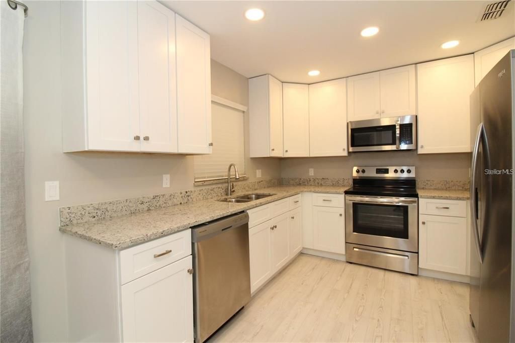 For Rent: $2,195 (3 beds, 2 baths, 1248 Square Feet)